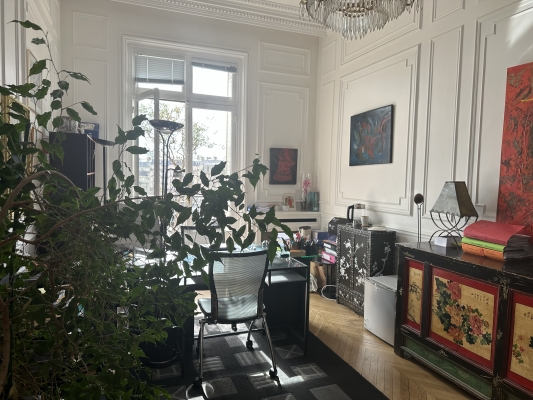 Bureau moyen 2.jpg